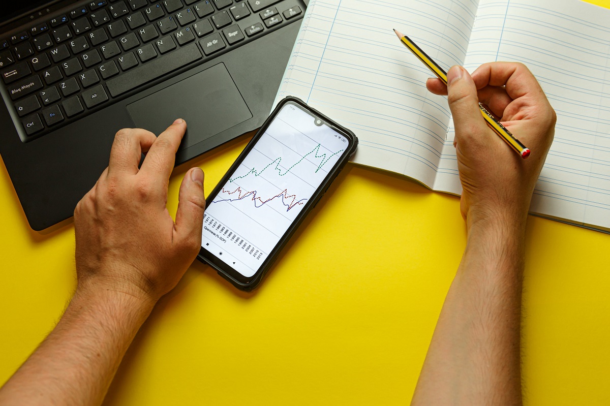 Управление отделом продаж: как перестать продавать самому и начать управлять.